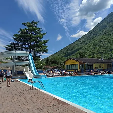 Bungalow Seaesta Blue Di Lugano Apartman